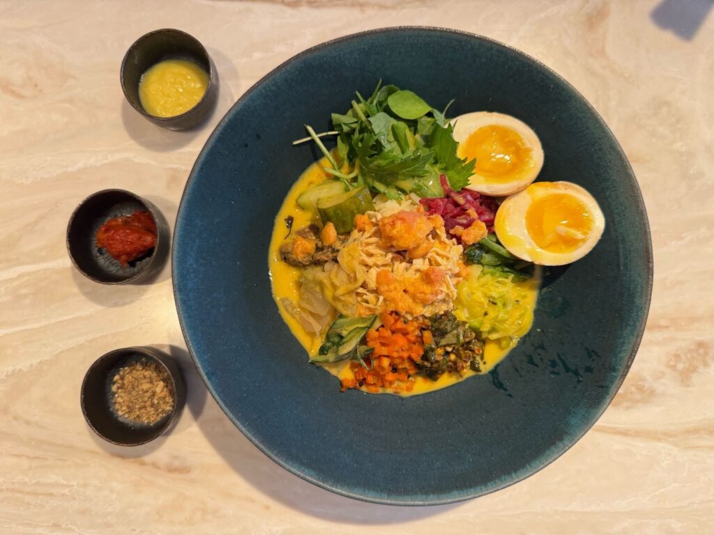 ねこちぐら　カレー